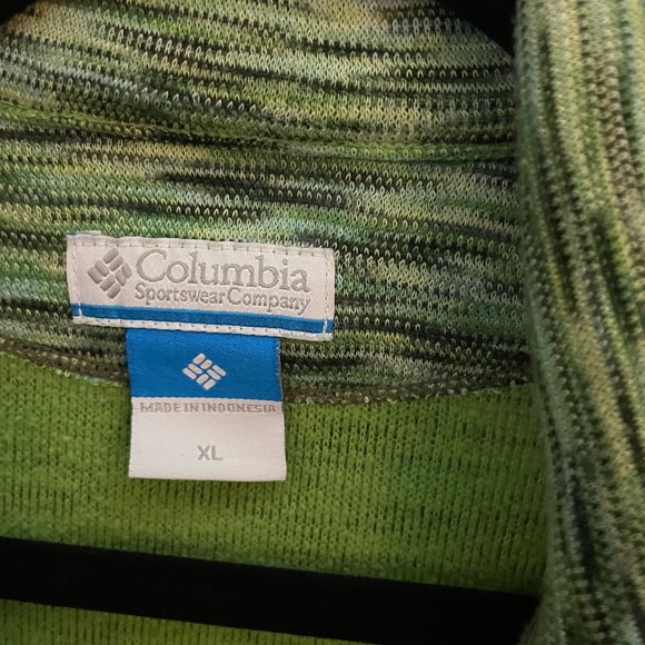 Green and black Columbia active wear jacket - Picture 5 of 5